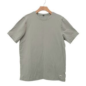 Vuori Tuvalu Tee Mens Medium Agave Green Pima Cotton Gym Coastal Minimalist